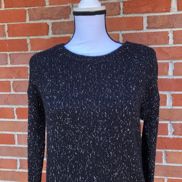 American Eagle Vintage Boyfriend Black and Gold Long Sleeve Sweater Womens XS - Picture 2 of 6